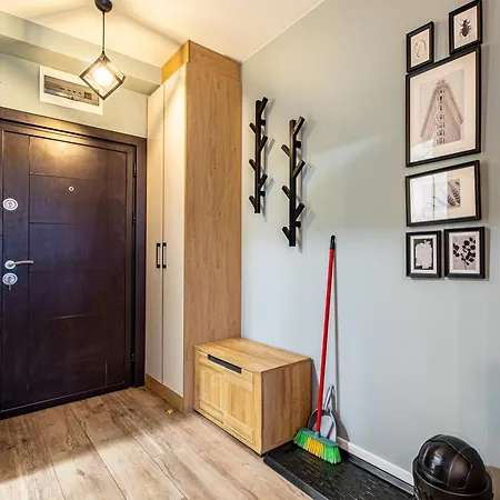 Apartment & Explore - Sofia